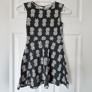 $5 In A Bundle! 6x/7 Samantha Says Black Knit Pinapple Print A-Line Dress